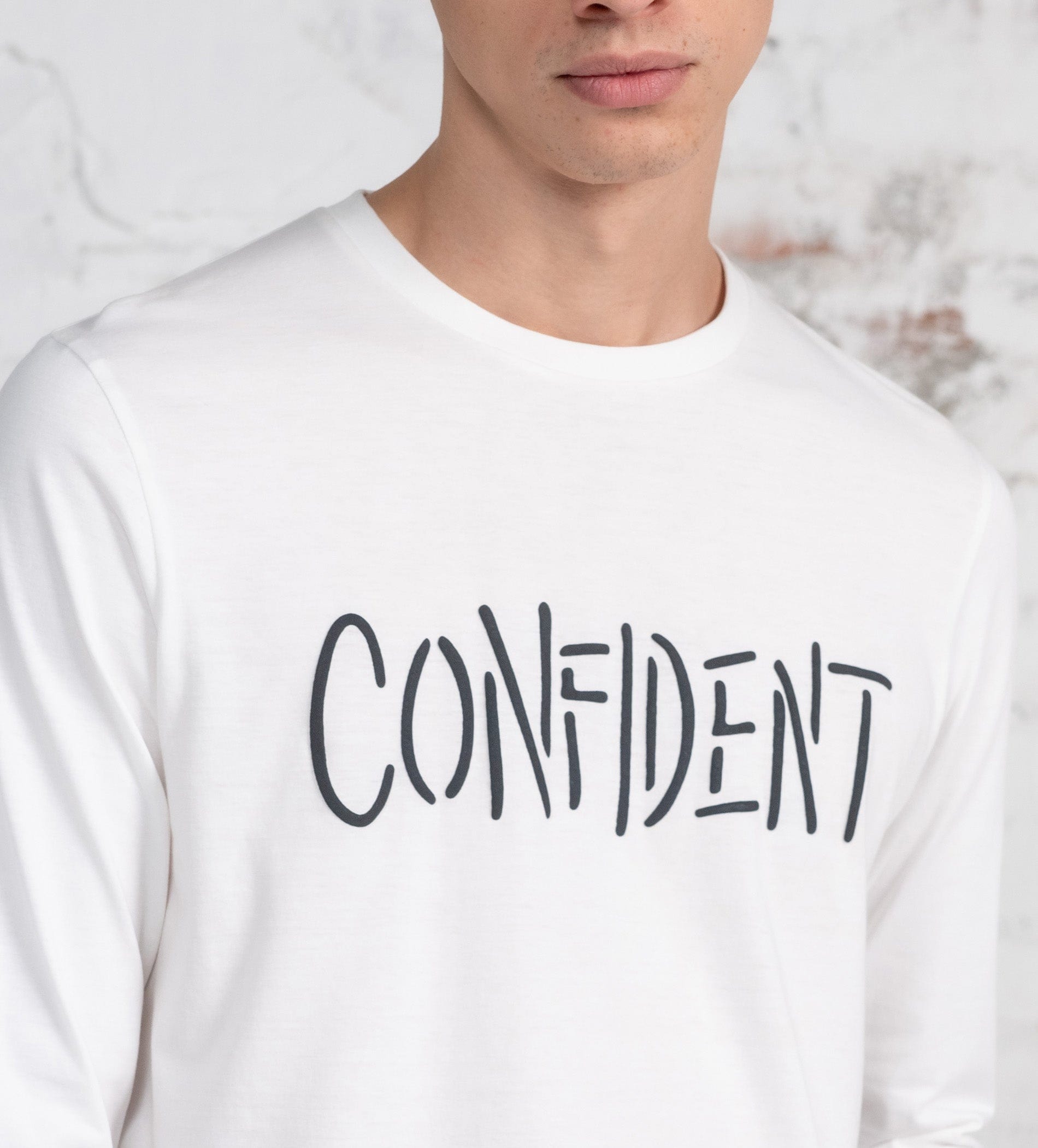 T-Shirts T-Shirt Illusive Confidence T-shirt