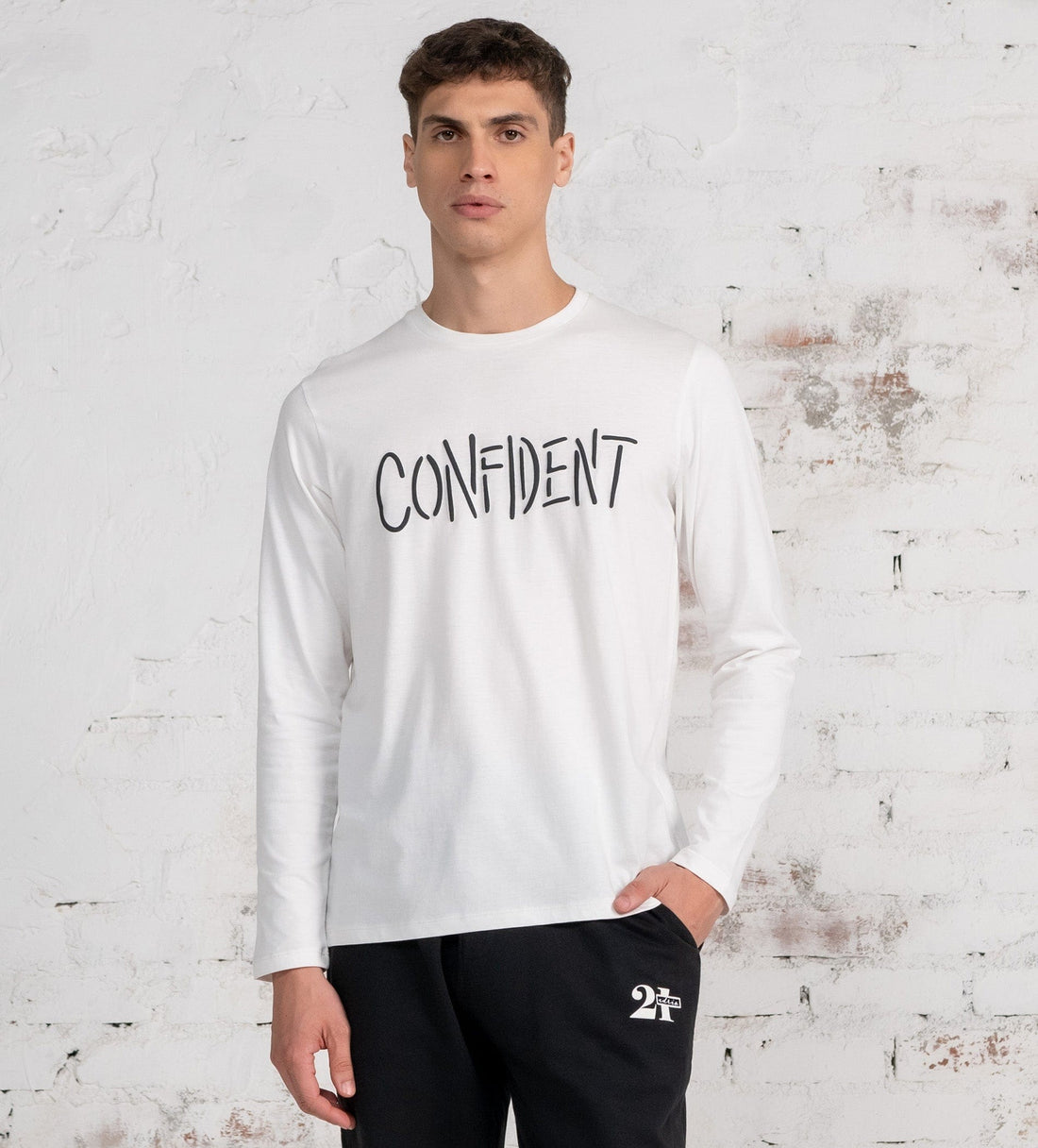 T-Shirts T-Shirt Illusive Confidence T-shirt