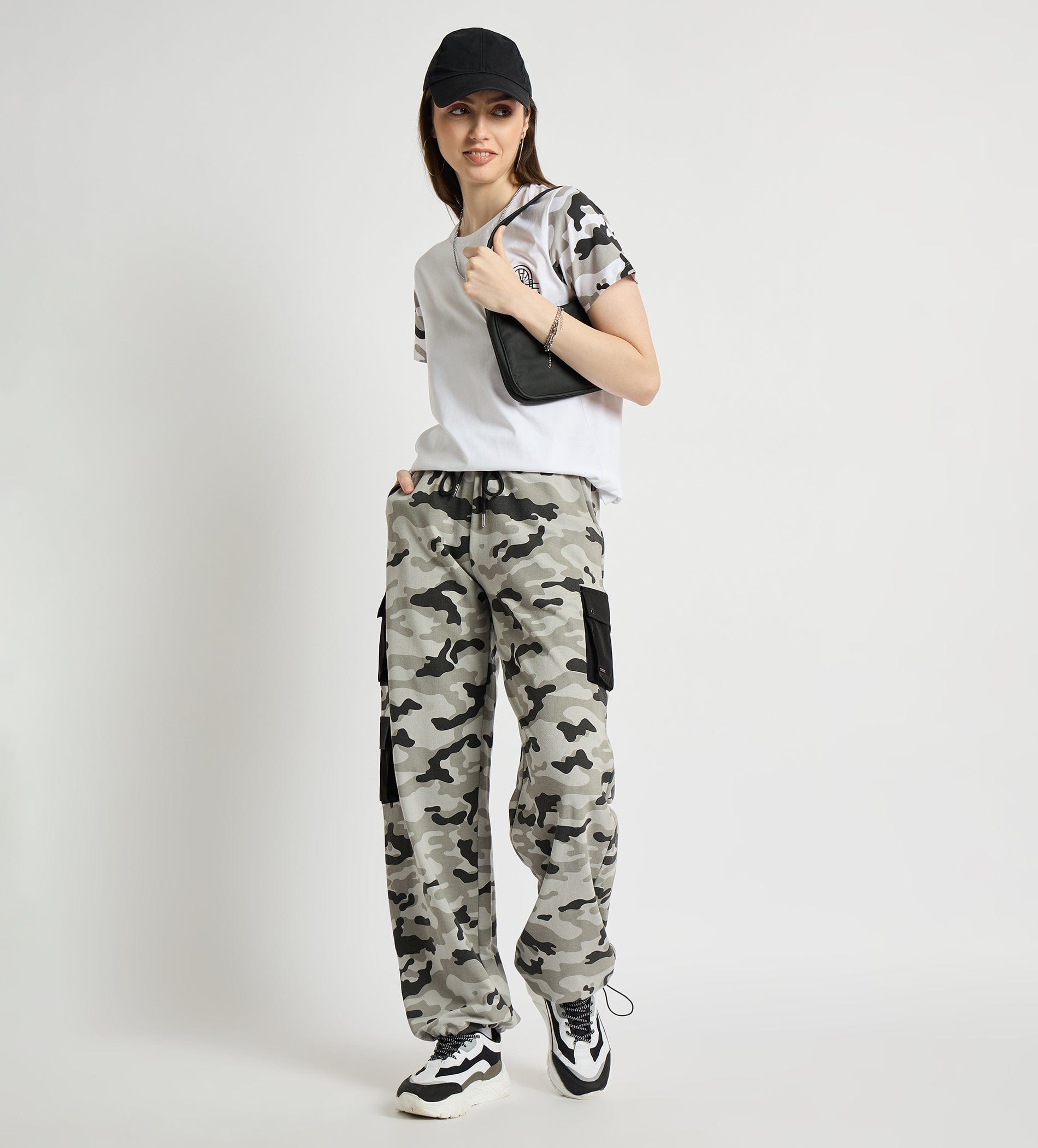 T-Shirts T-Shirt Travel Inspired Camouflet Tee