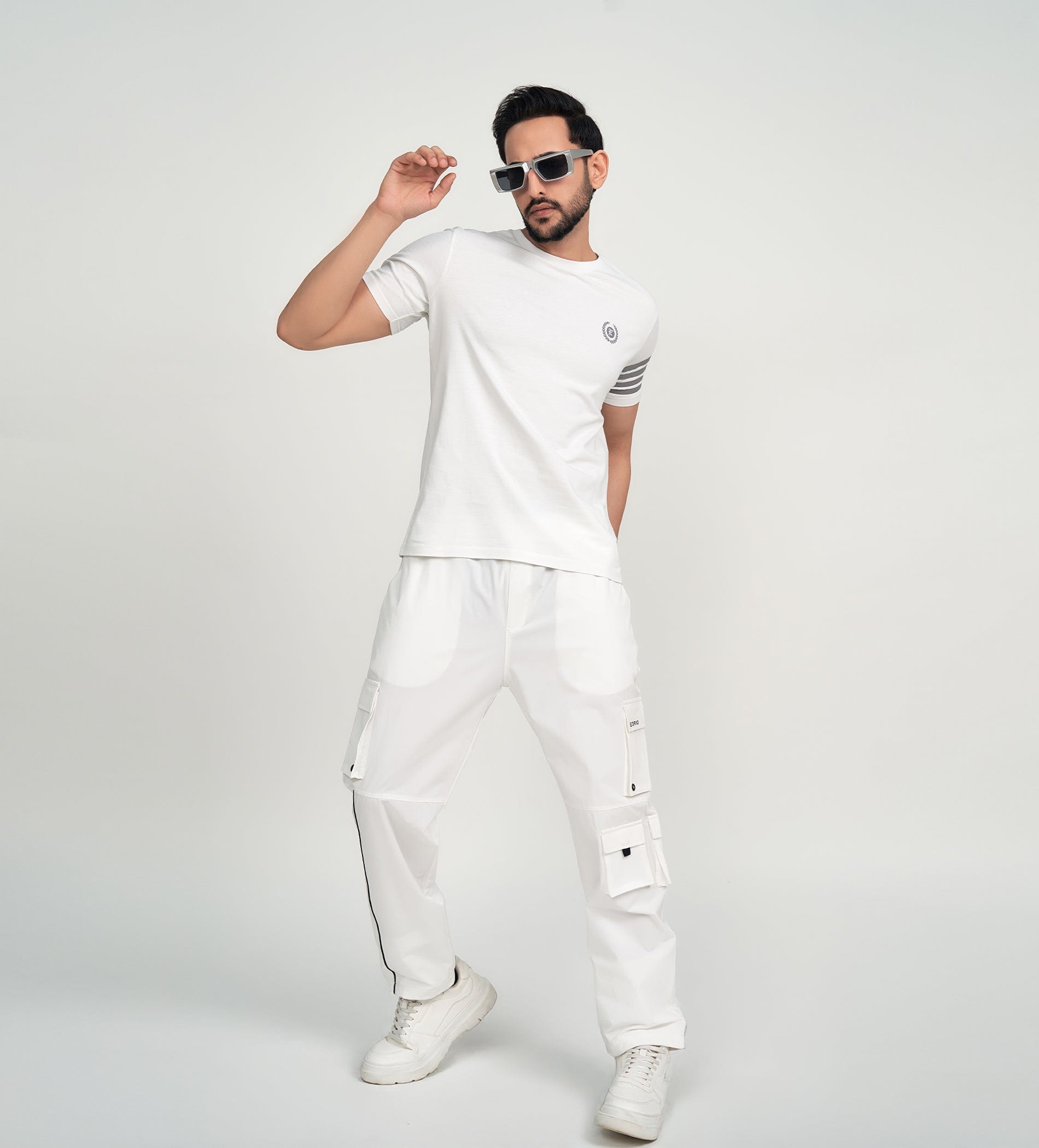 T-Shirts T-Shirt White Minimalist Motion T-shirt