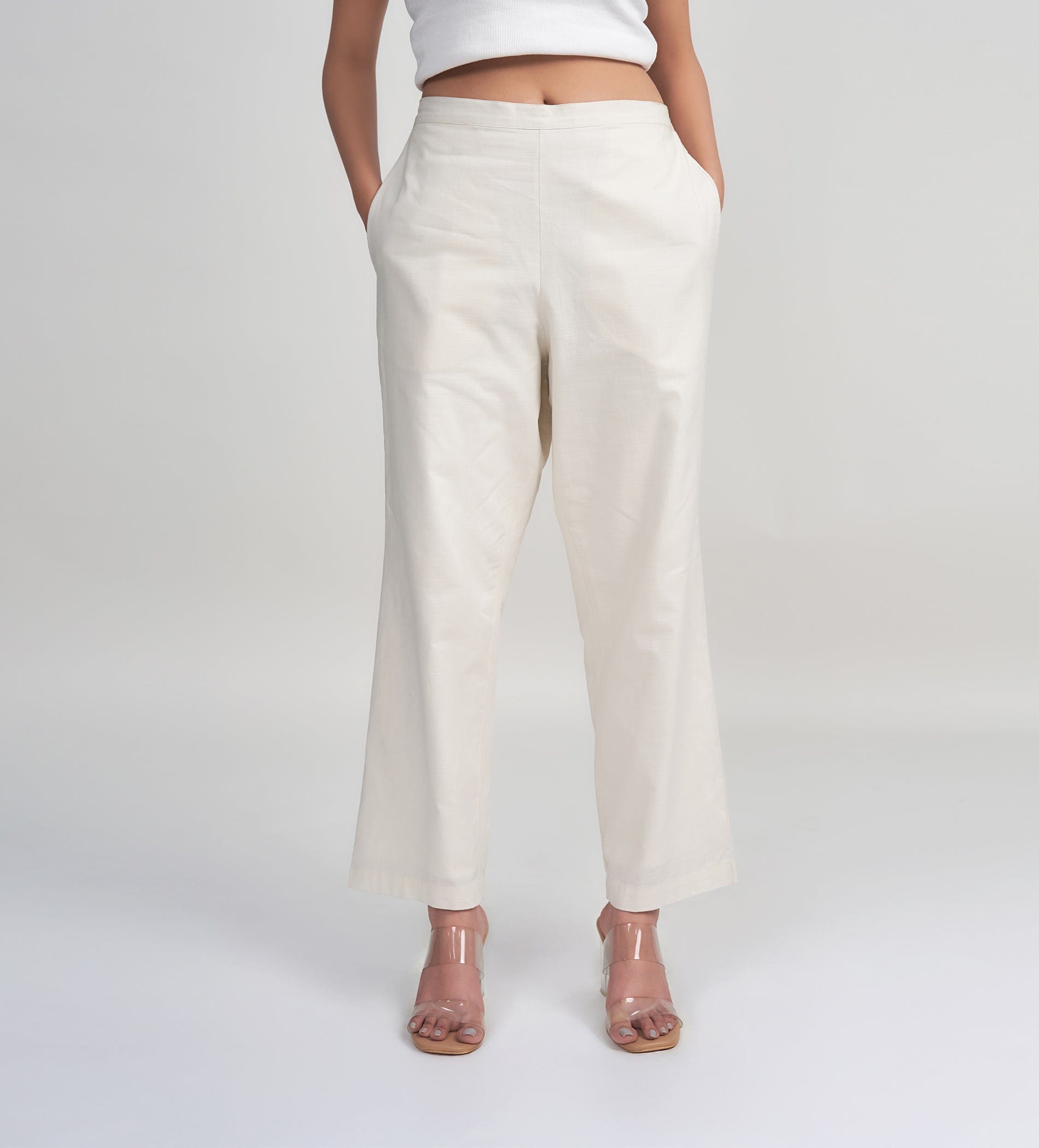 Trackpants STRAIGHT FIT TRACKPANTS Cream Straight-Cut Trouser