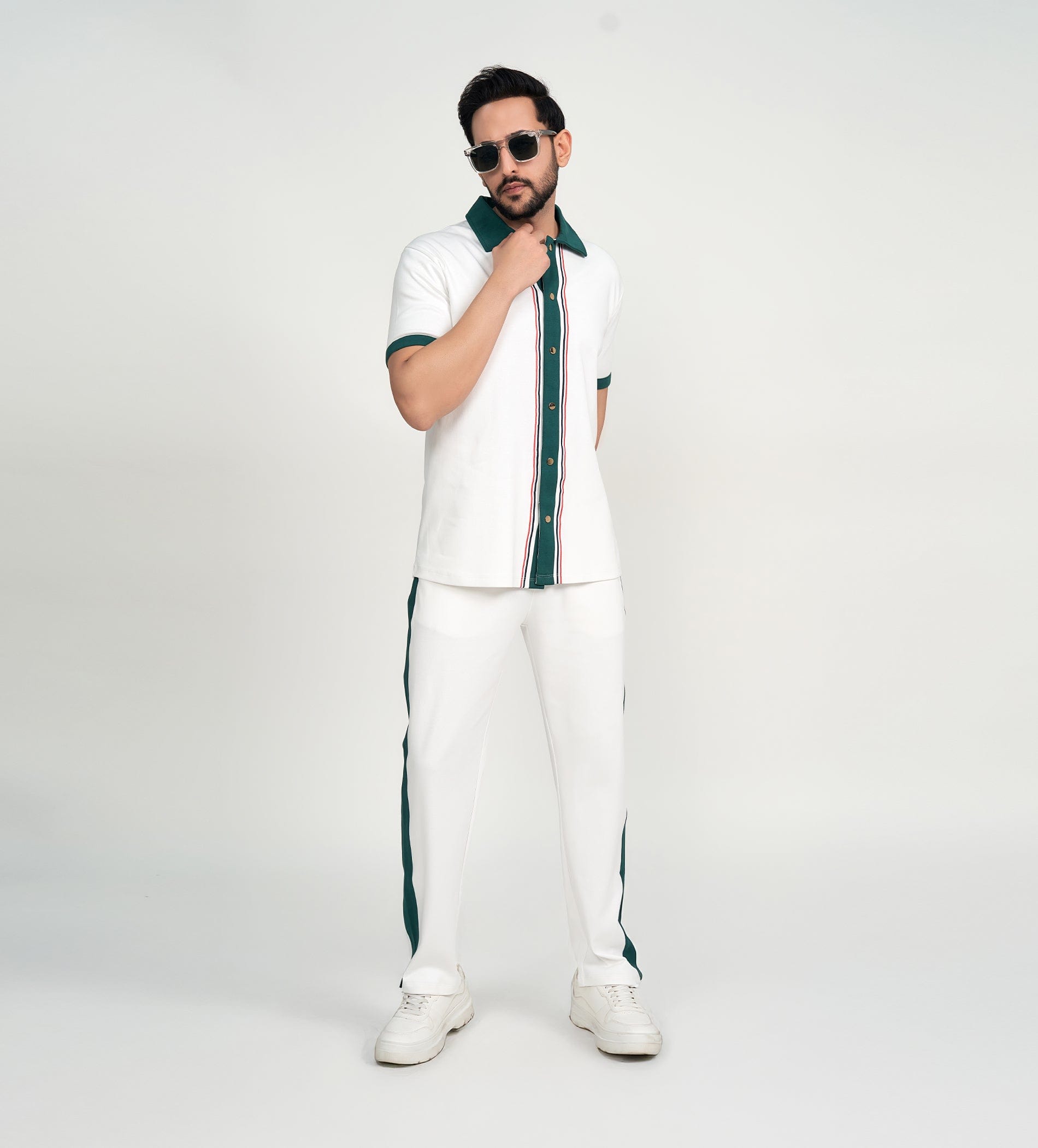 Trackpants STRAIGHT FIT TRACKPANTS Greenline Luxe Trackpants