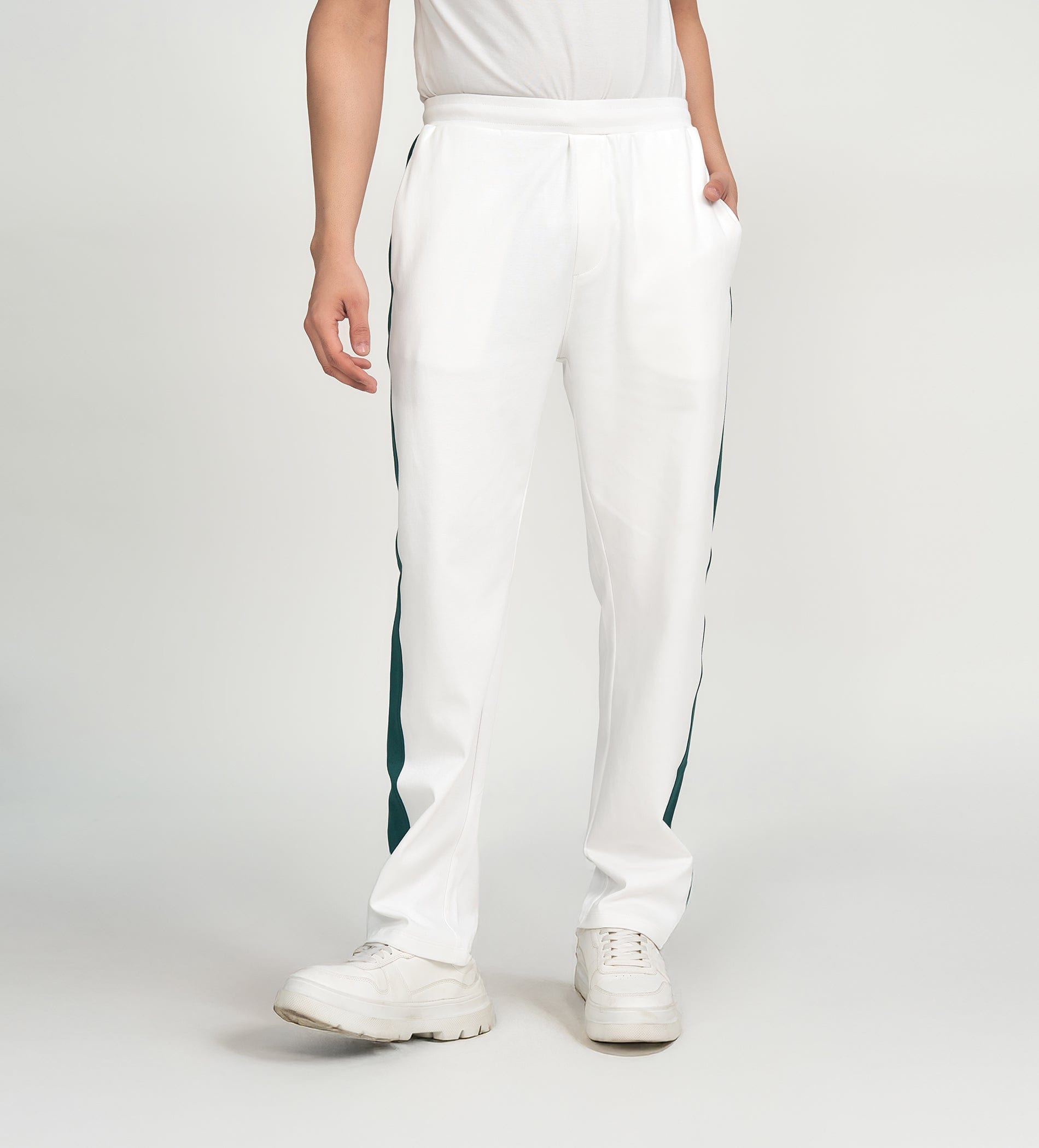 Trackpants STRAIGHT FIT TRACKPANTS Greenline Luxe Trackpants