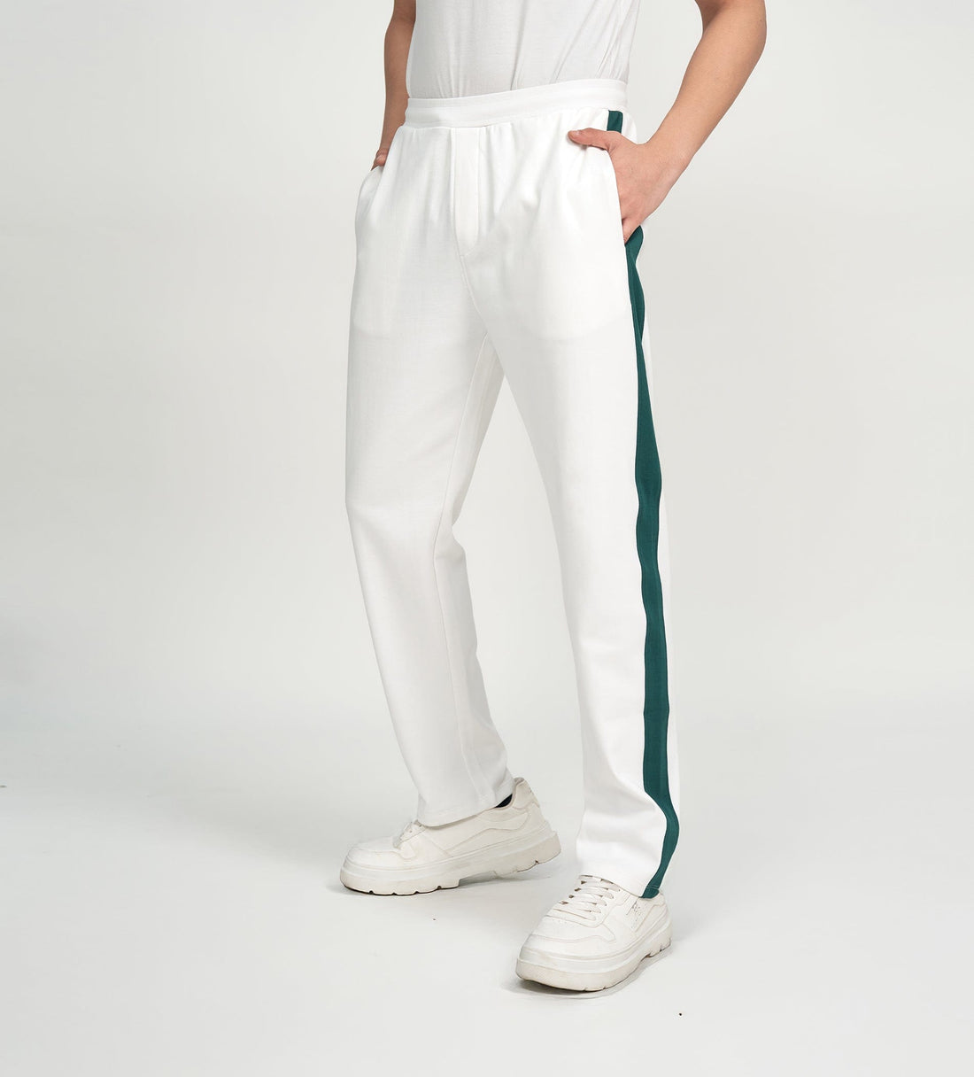 Trackpants STRAIGHT FIT TRACKPANTS Greenline Luxe Trackpants