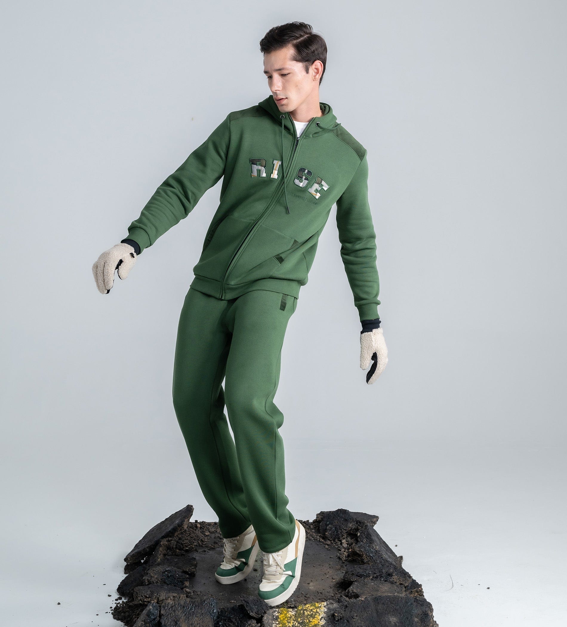 Trackpants STRAIGHT FIT TRACKPANTS Olive Horizon trackpants