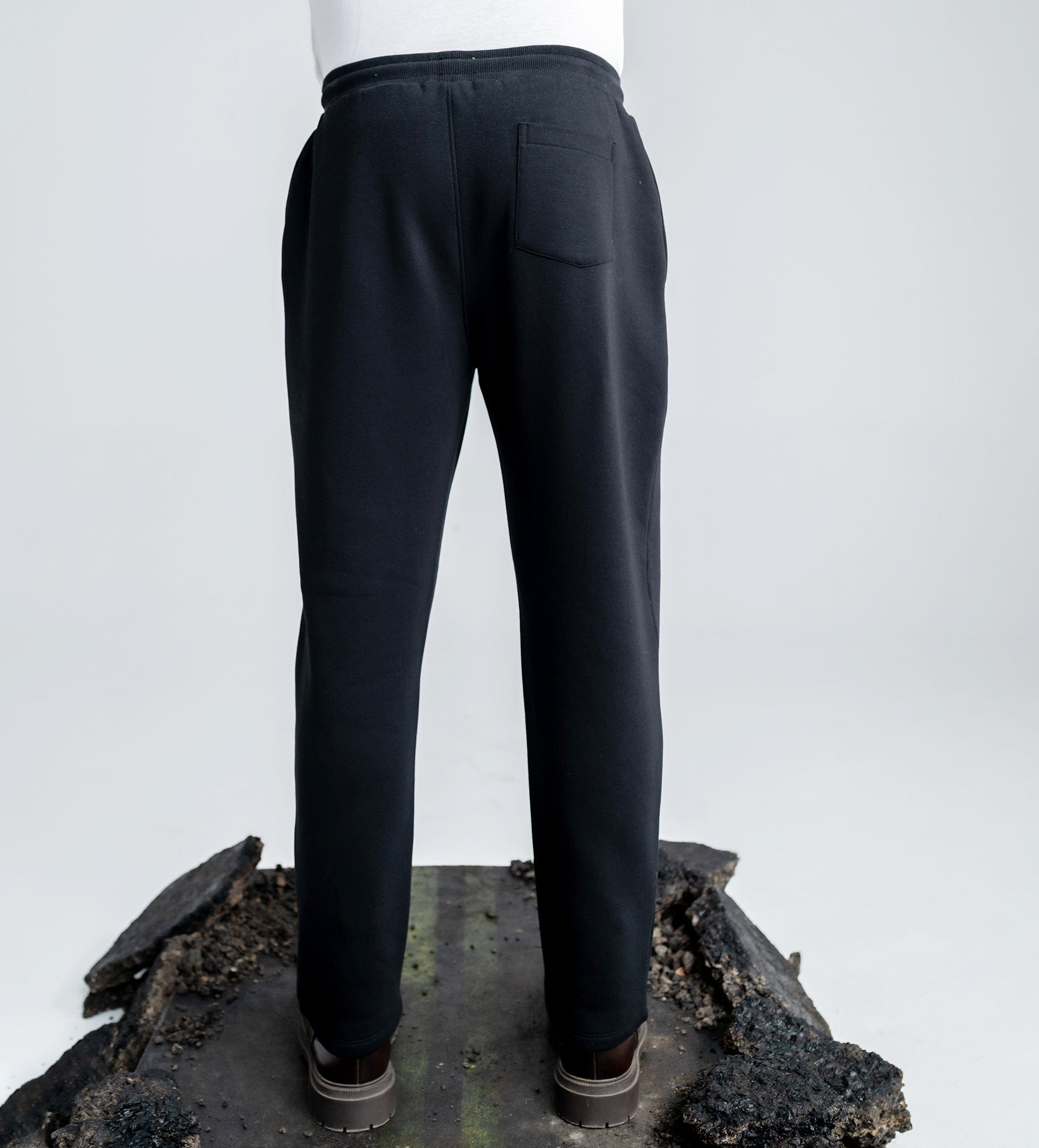 Trackpants STRAIGHT FIT TRACKPANTS Sleek Essentials Trackpants
