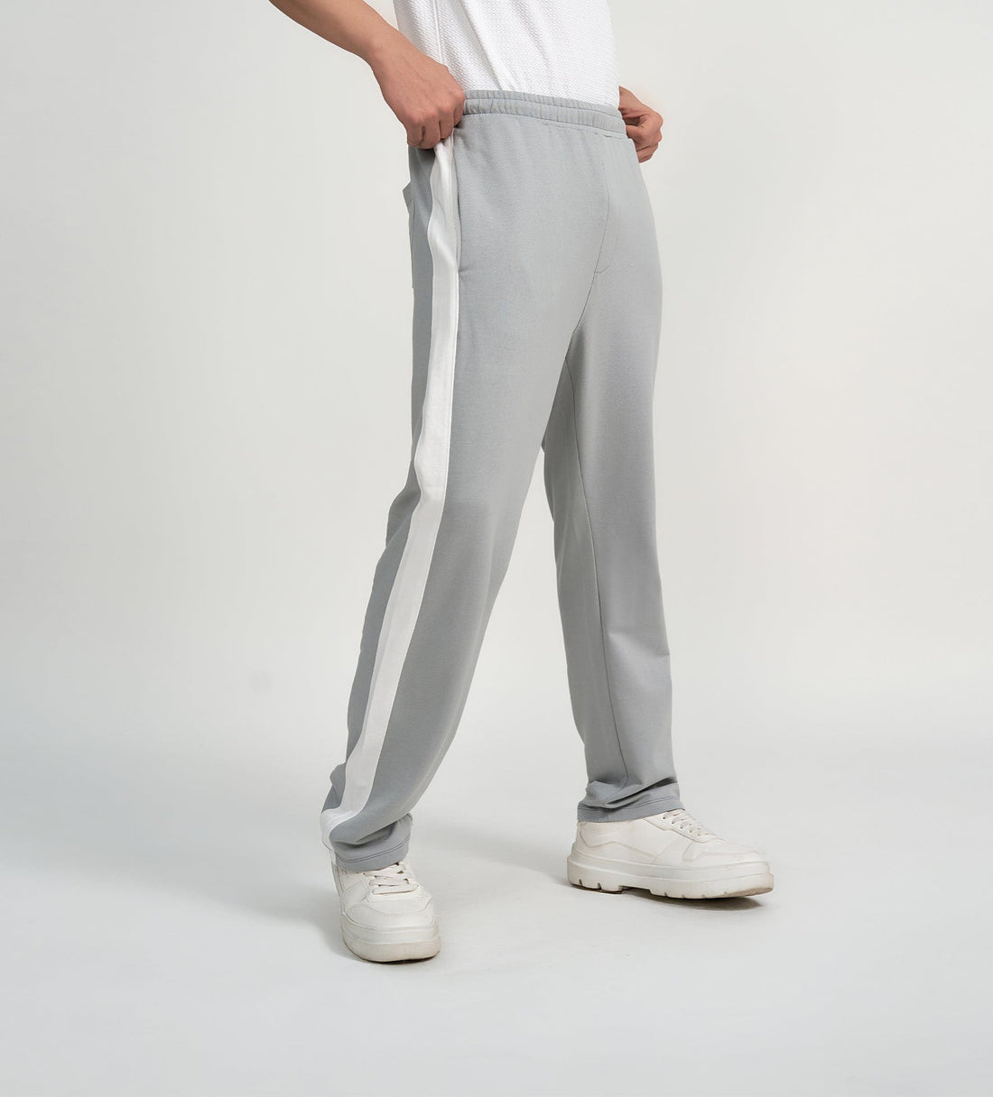 Trackpants STRAIGHT FIT TRACKPANTS Stripe Balance trackpants