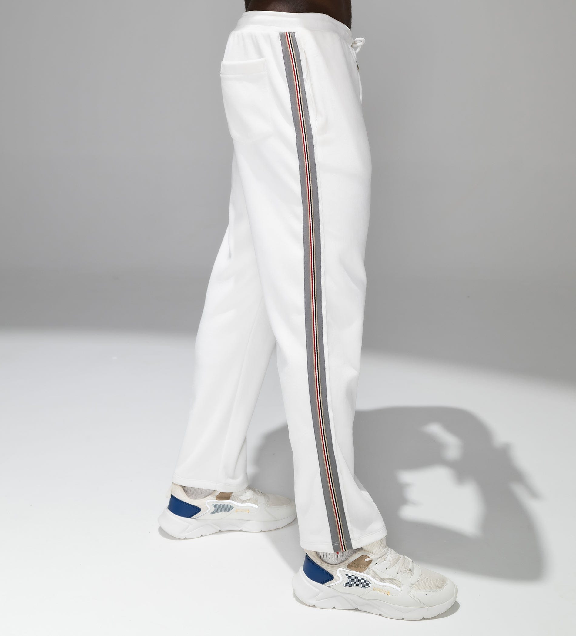 Trackpants STRAIGHT FIT TRACKPANTS White Winterveil trackpants